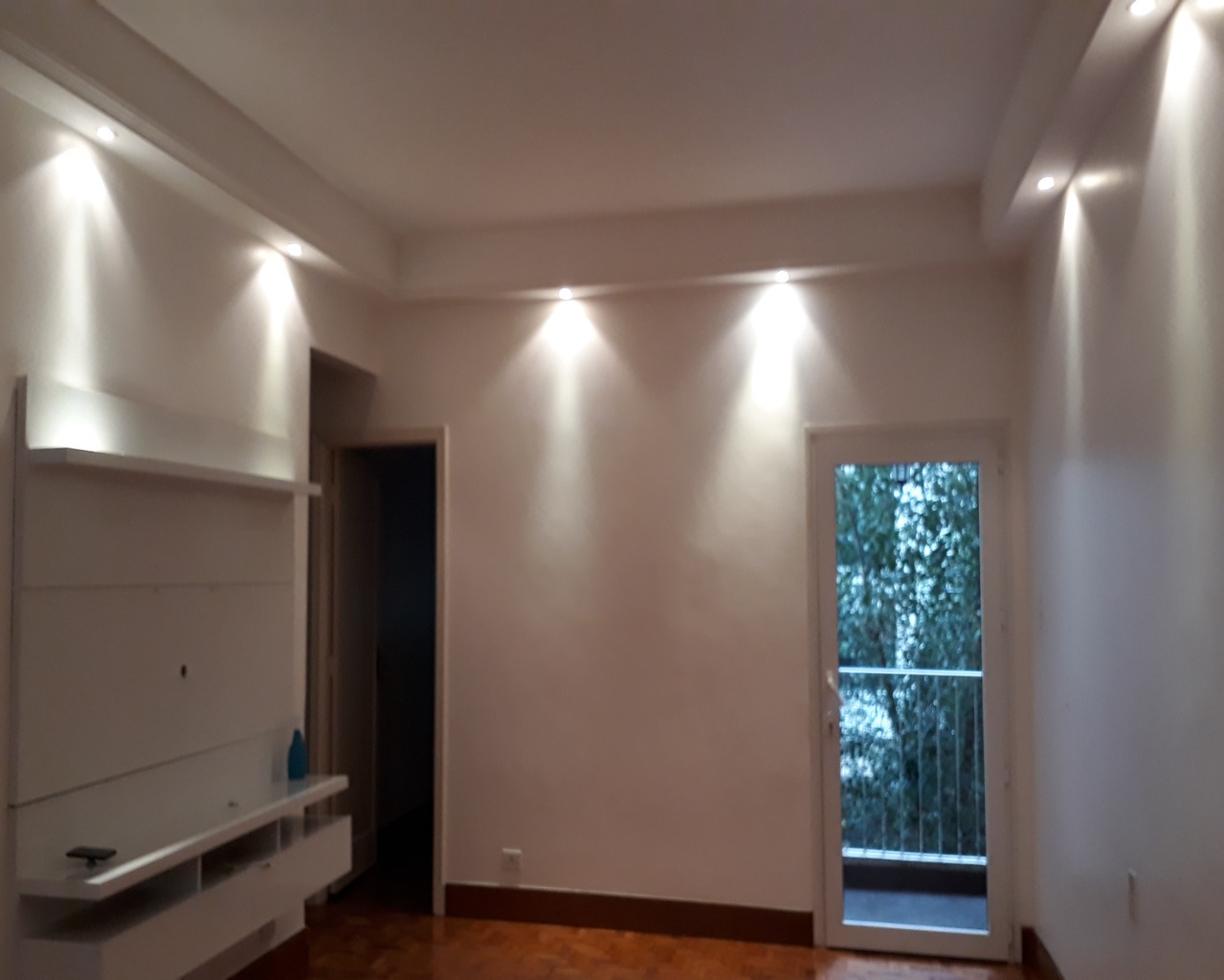 Apartamento para alugar com 2 quartos, 112m² - Foto 1