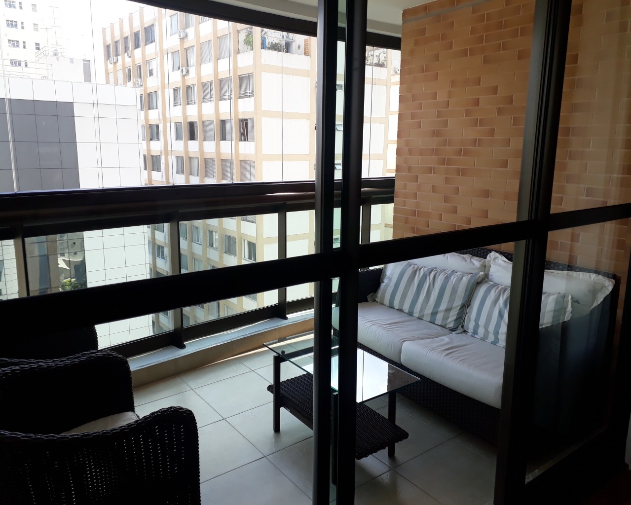 Apartamento para alugar com 2 quartos, 114m² - Foto 7