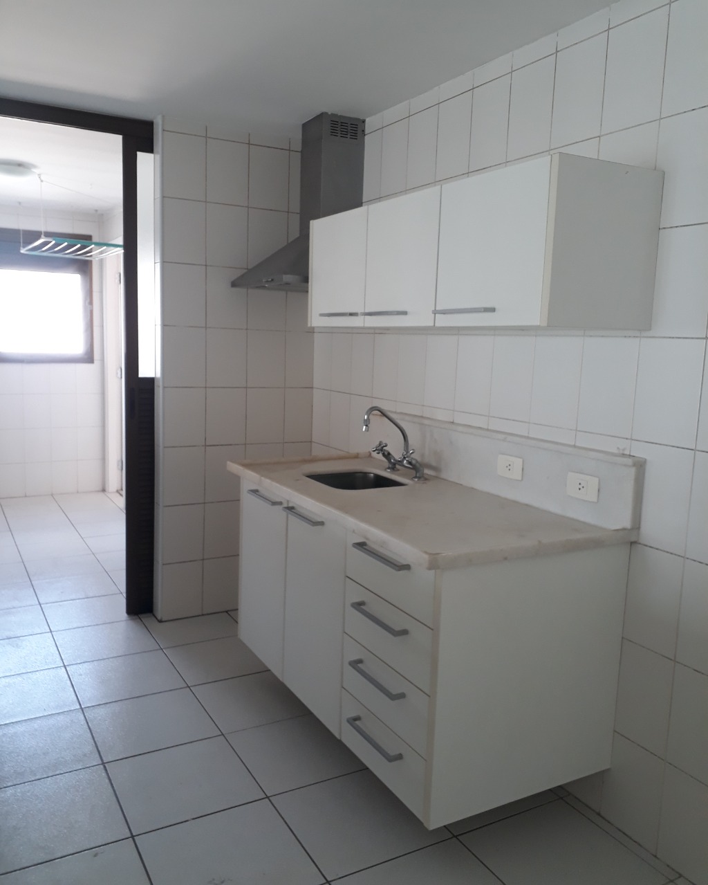 Apartamento para alugar com 2 quartos, 114m² - Foto 3