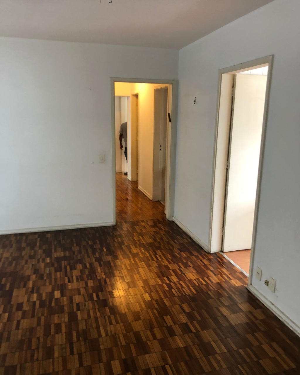 Apartamento para alugar com 3 quartos, 111m² - Foto 30