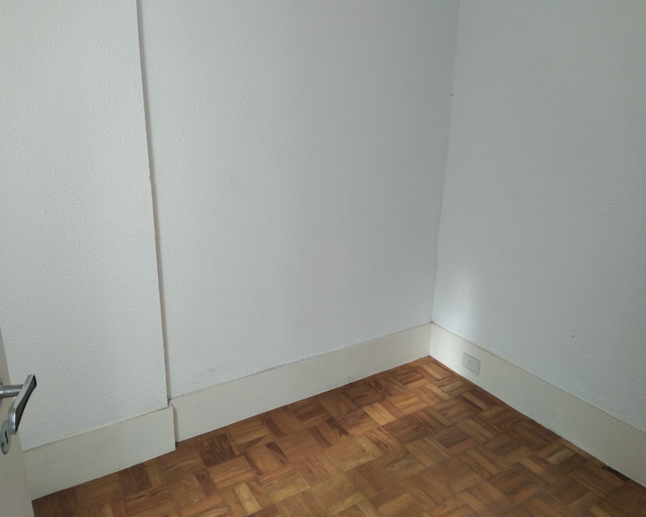 Apartamento para alugar com 2 quartos, 90m² - Foto 11