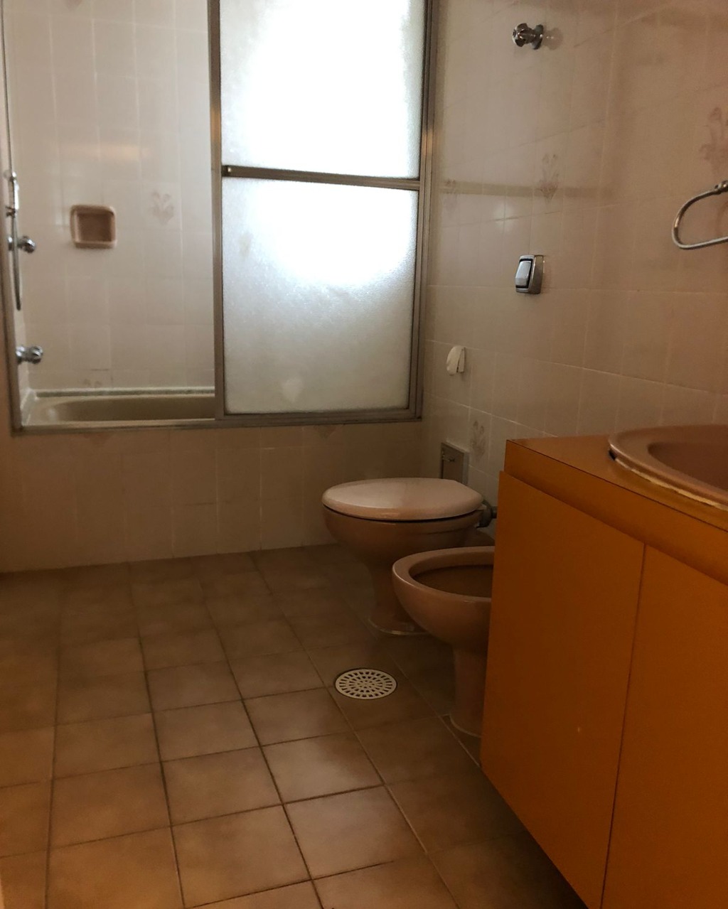 Apartamento para alugar com 3 quartos, 111m² - Foto 26