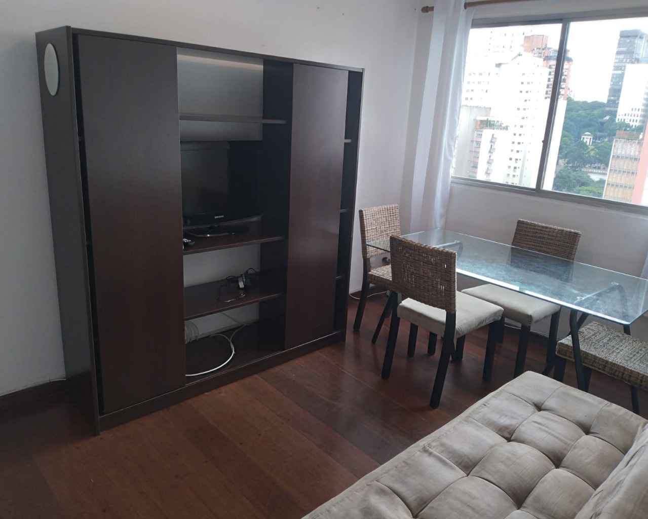 Apartamento para alugar com 1 quarto, 45m² - Foto 1