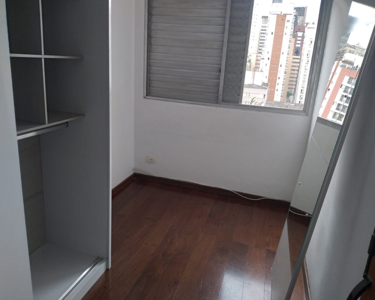 Apartamento para alugar com 1 quarto, 45m² - Foto 28