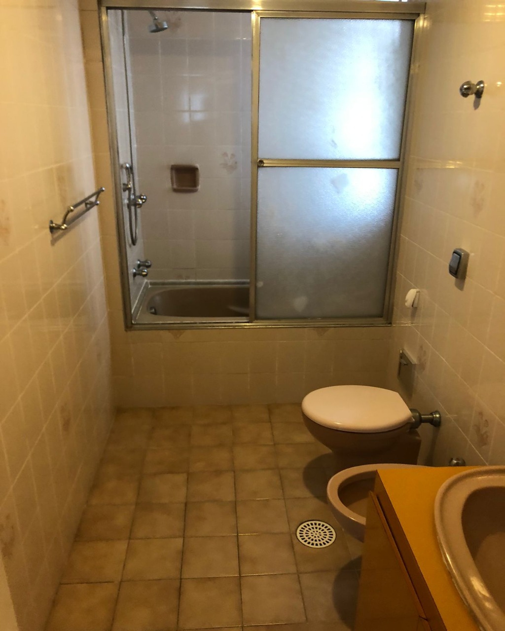 Apartamento para alugar com 3 quartos, 111m² - Foto 8