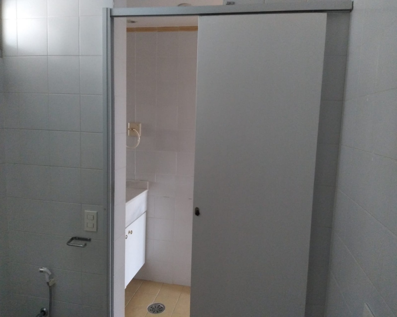 Apartamento para alugar com 3 quartos, 130m² - Foto 27