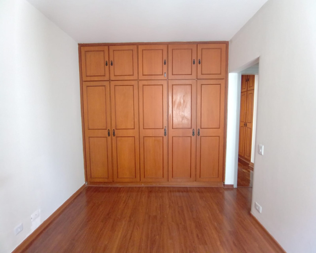 Apartamento para alugar com 3 quartos, 100m² - Foto 15