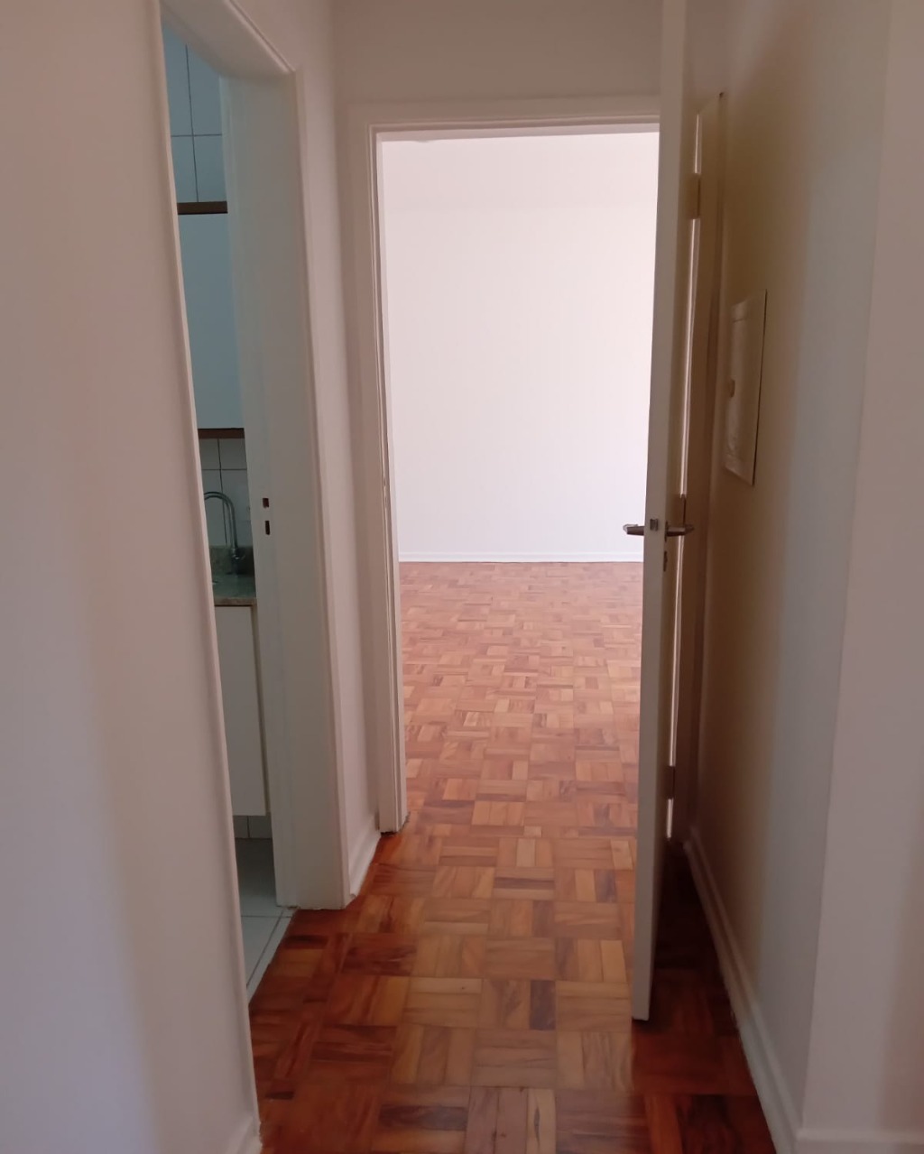 Apartamento para alugar com 2 quartos, 94m² - Foto 14