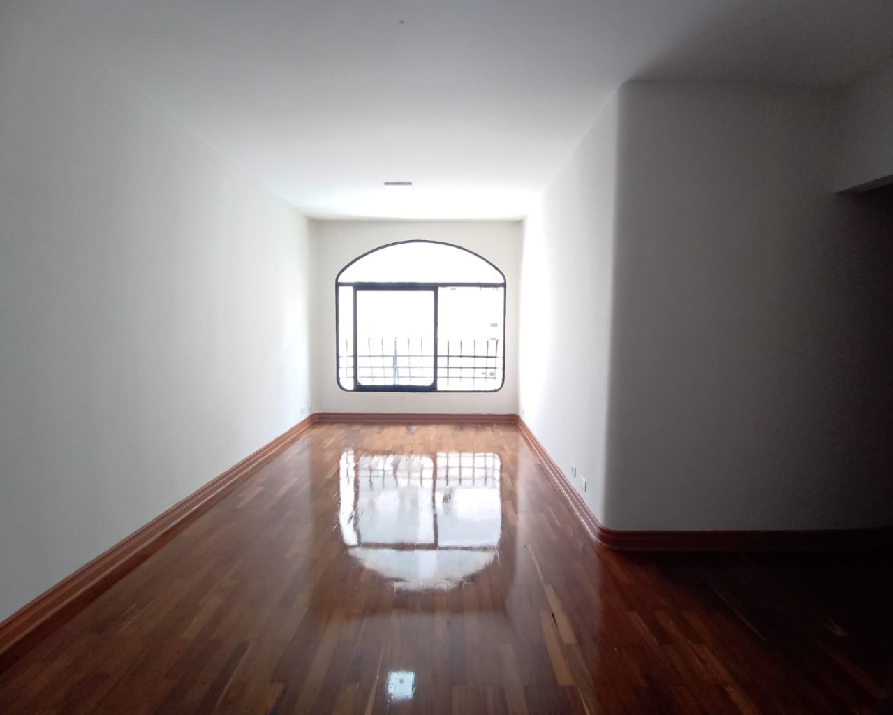 Apartamento para alugar com 3 quartos, 100m² - Foto 5