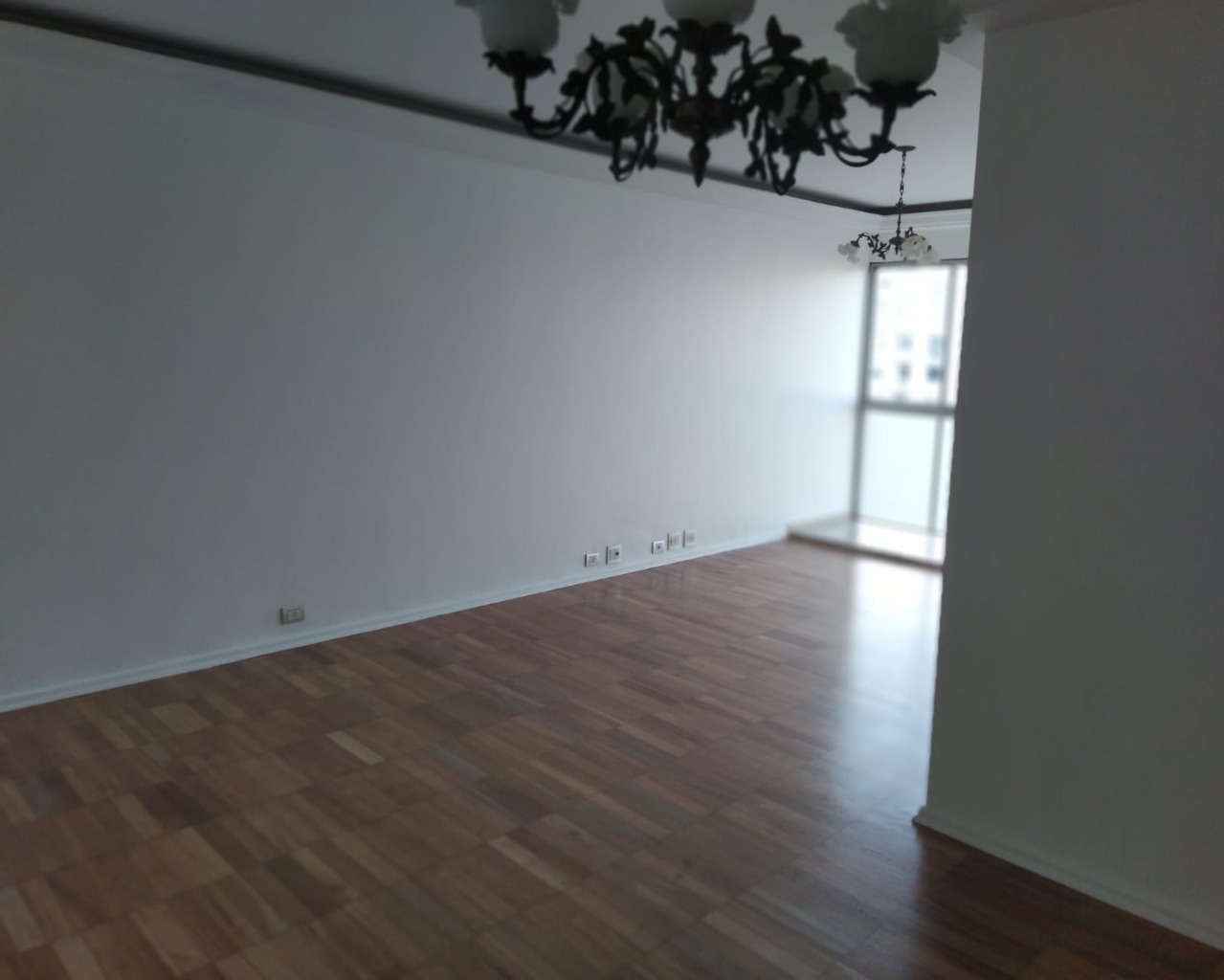 Apartamento para alugar com 3 quartos, 130m² - Foto 5