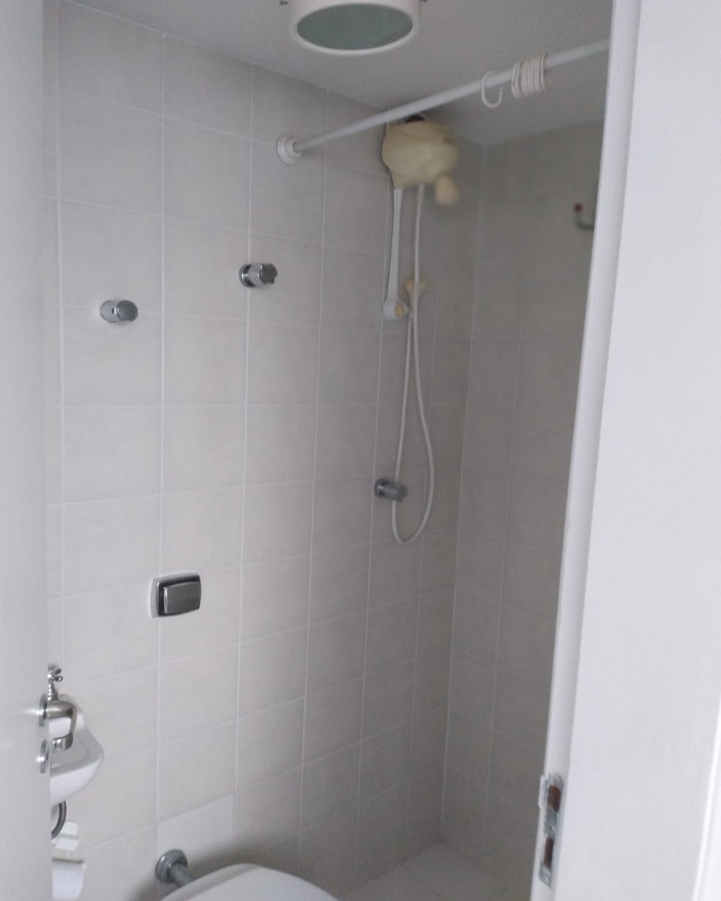 Apartamento para alugar com 3 quartos, 130m² - Foto 35