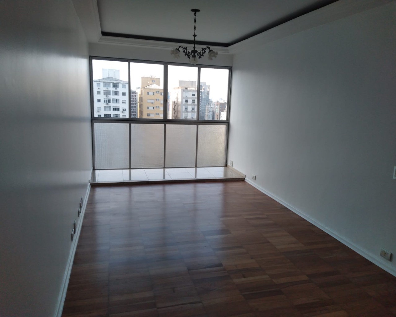 Apartamento para alugar com 3 quartos, 130m² - Foto 1