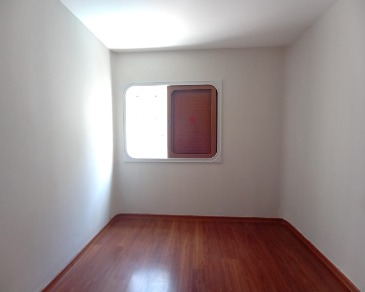 Apartamento para alugar com 3 quartos, 100m² - Foto 2