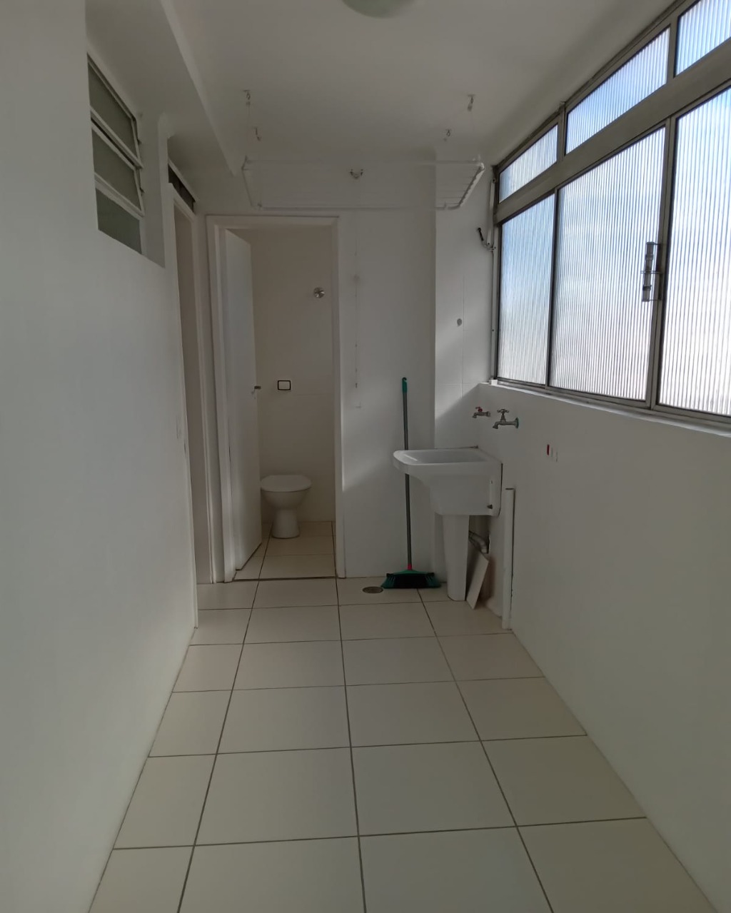 Apartamento para alugar com 2 quartos, 94m² - Foto 37