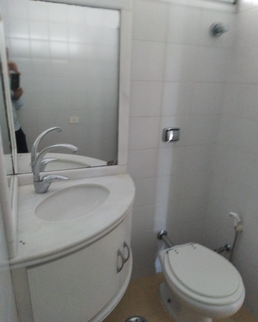 Apartamento para alugar com 3 quartos, 130m² - Foto 15