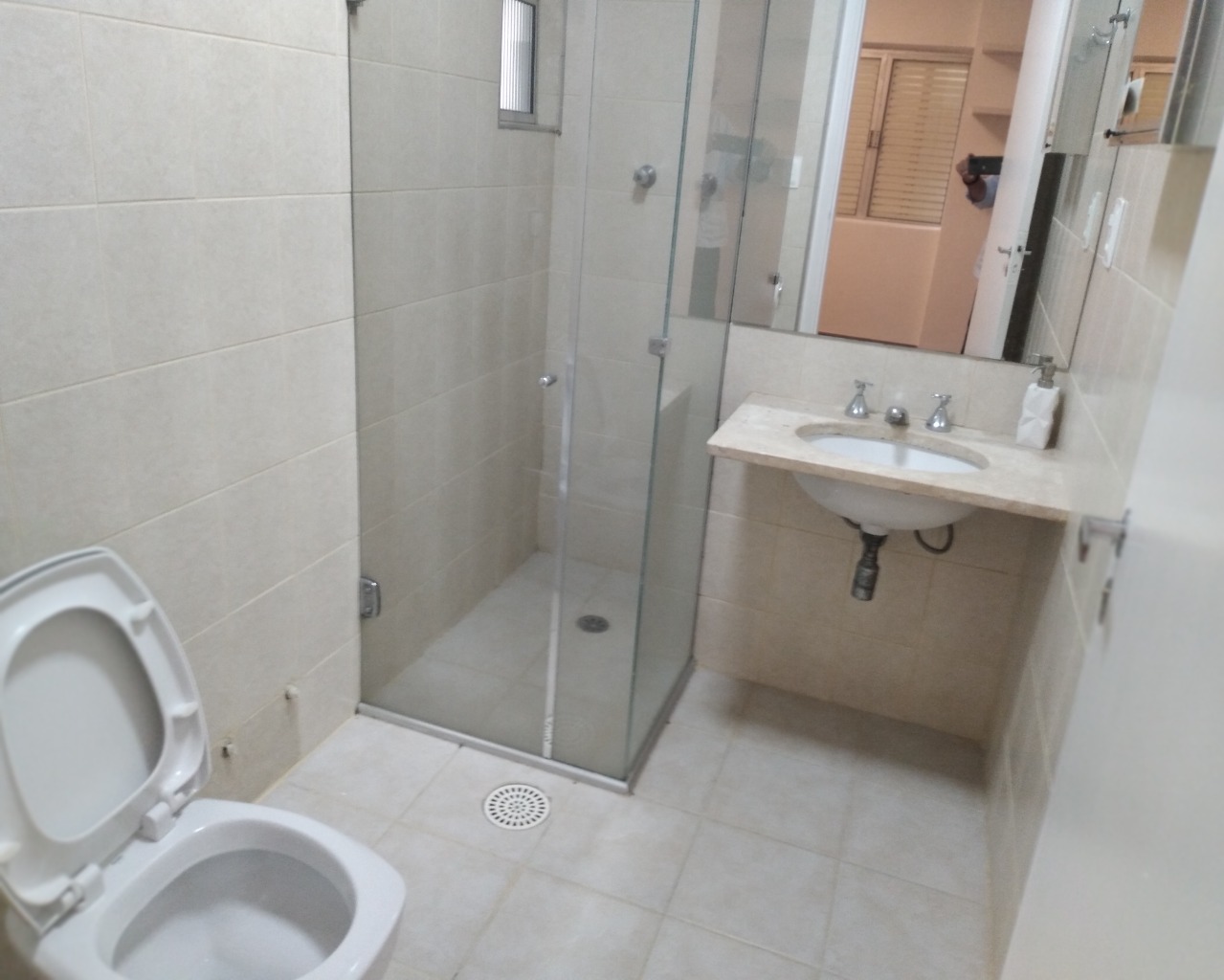 Apartamento para alugar com 2 quartos, 120m² - Foto 23