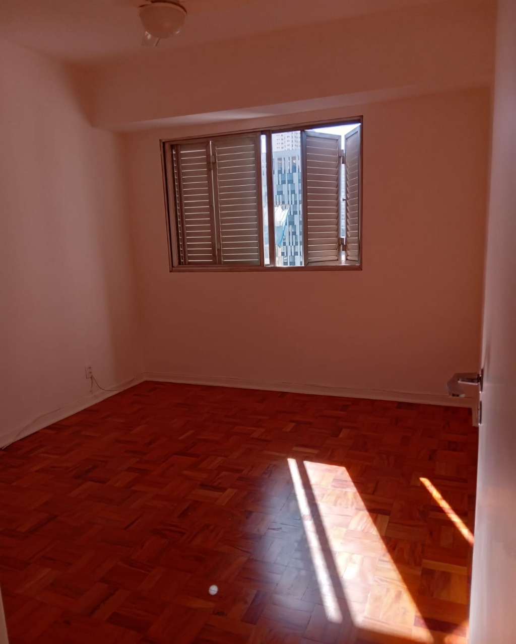 Apartamento para alugar com 2 quartos, 94m² - Foto 28