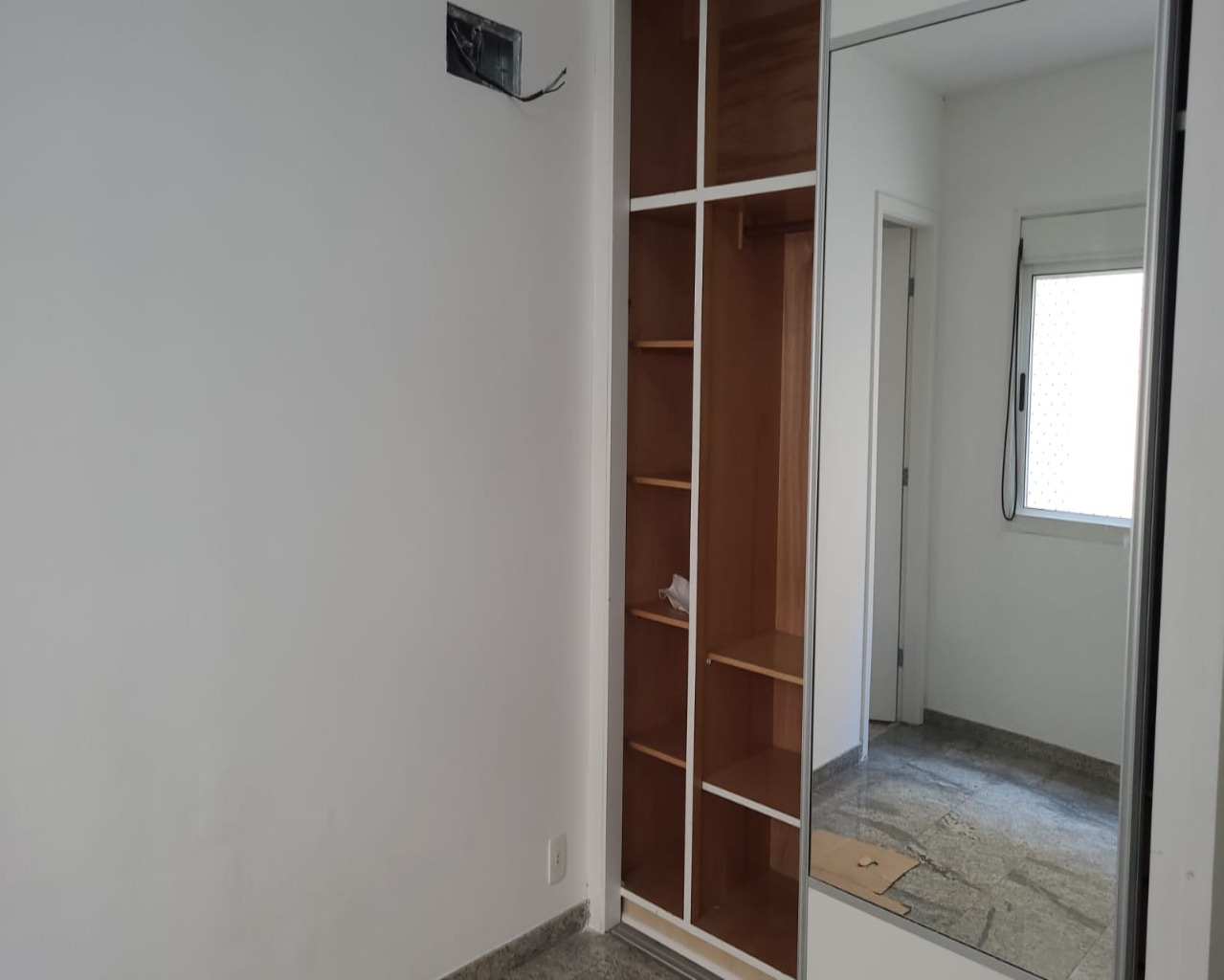 Apartamento para alugar com 3 quartos, 245m² - Foto 12