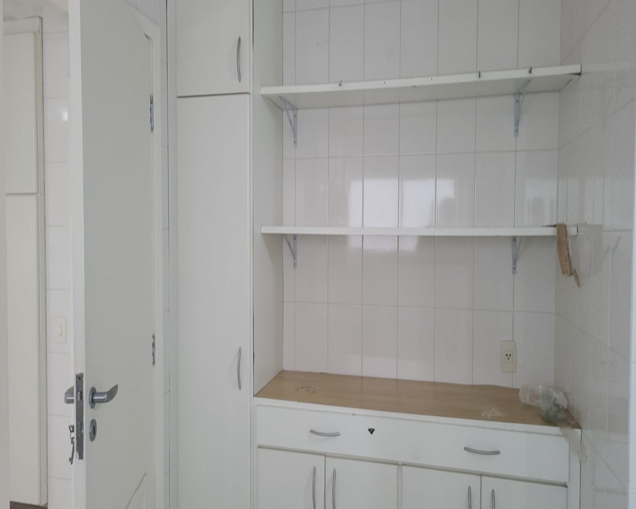 Apartamento para alugar com 3 quartos, 245m² - Foto 9