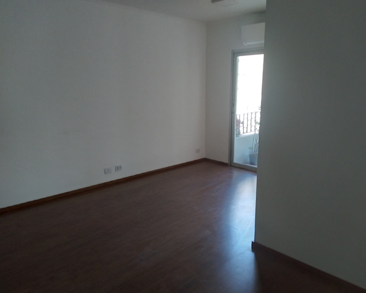 Apartamento para alugar com 2 quartos, 60m² - Foto 12