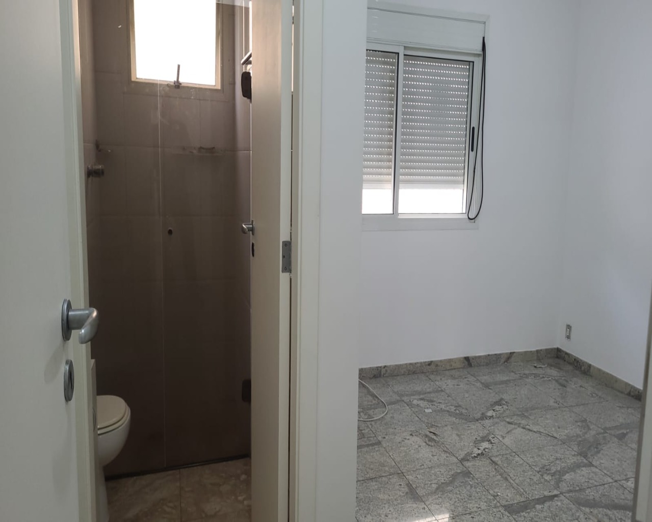 Apartamento para alugar com 3 quartos, 245m² - Foto 13