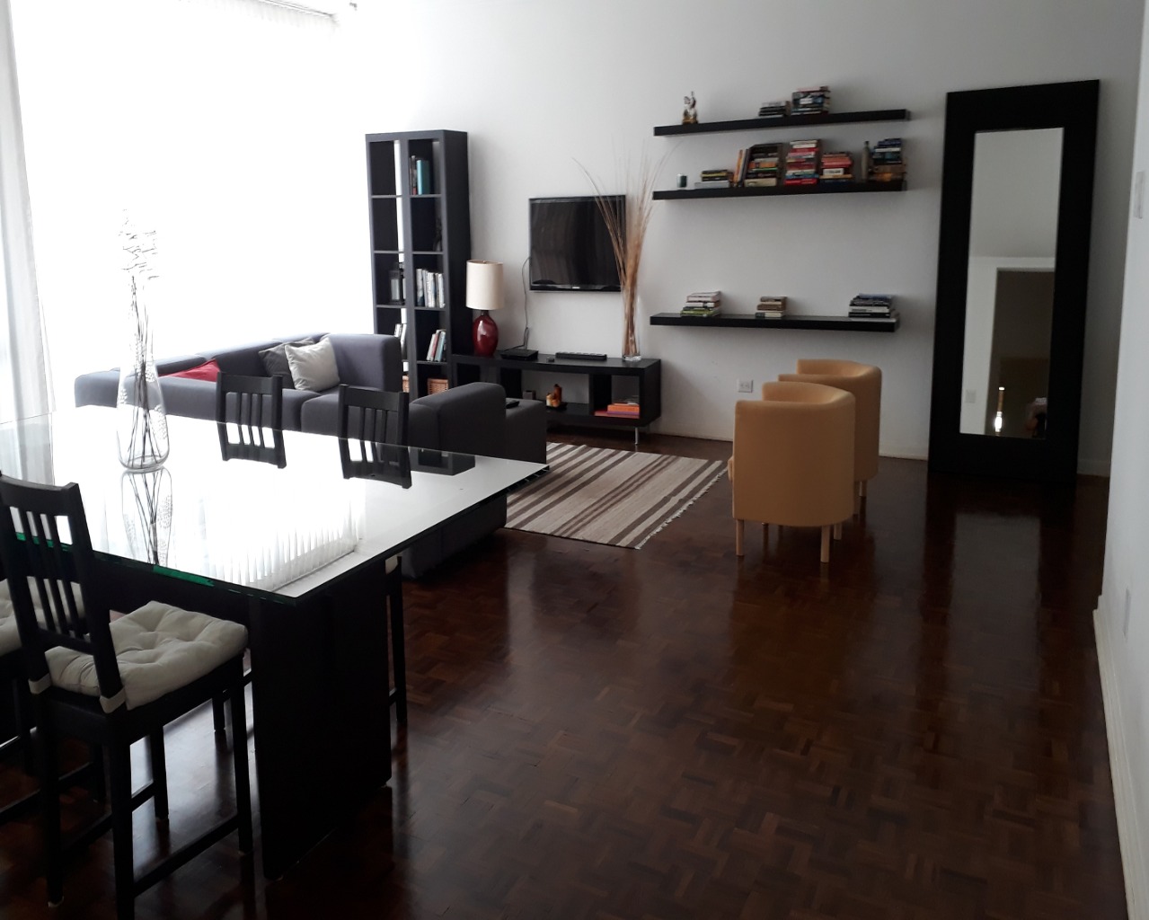 Apartamento para alugar com 3 quartos, 170m² - Foto 2