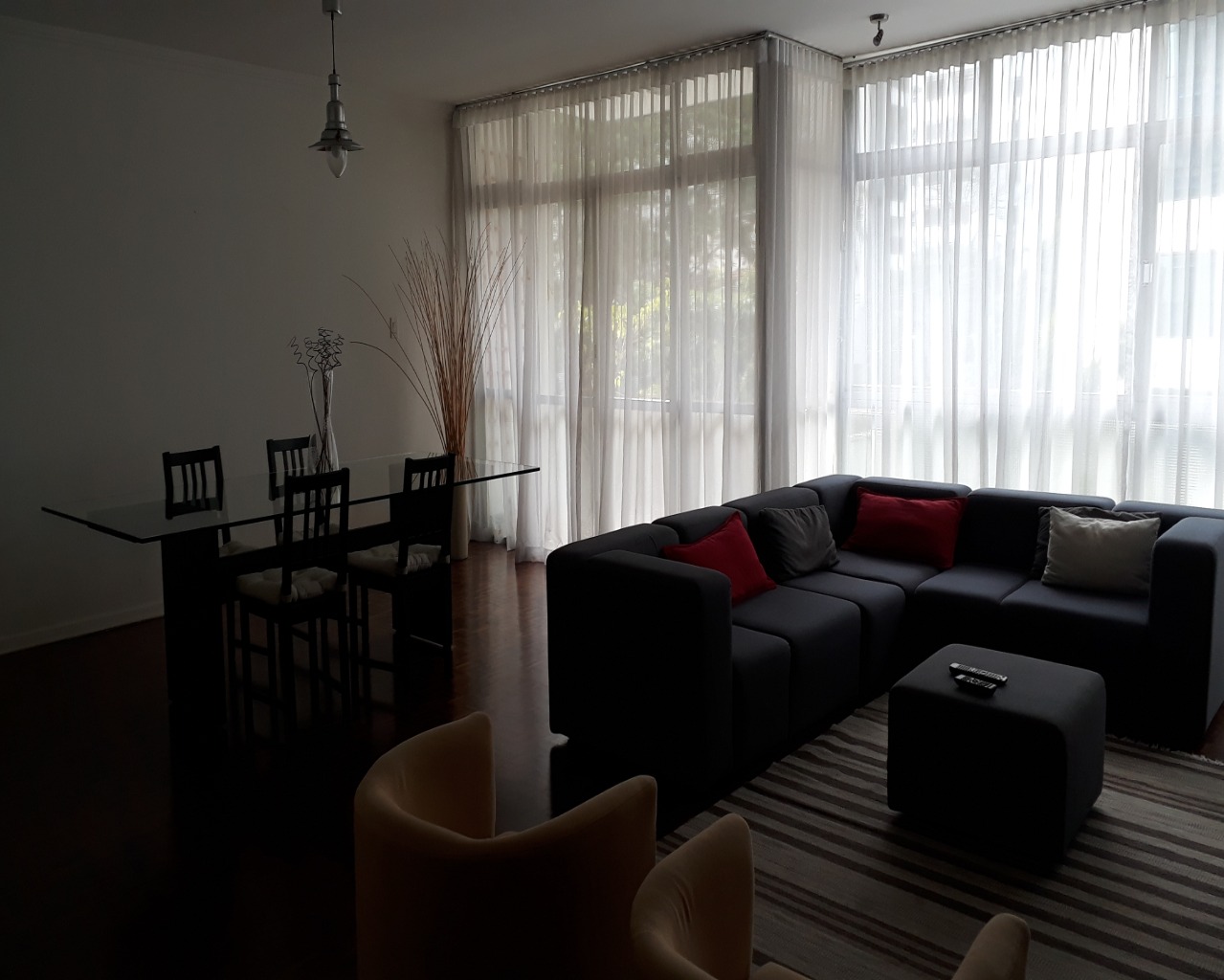 Apartamento para alugar com 3 quartos, 170m² - Foto 1