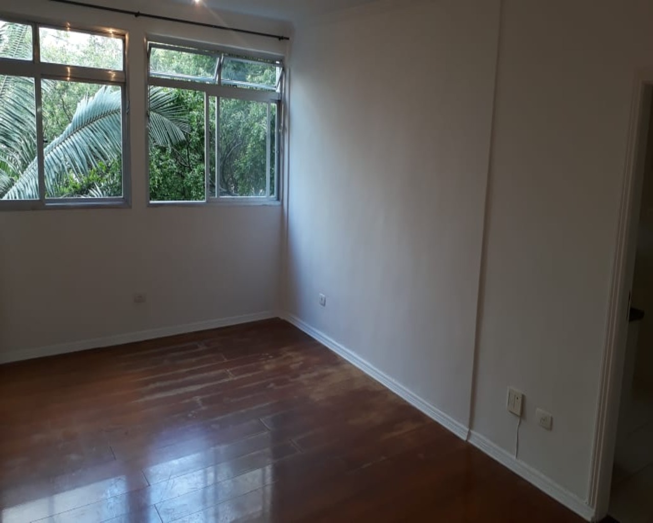 Apartamento para alugar com 2 quartos, 106m² - Foto 4