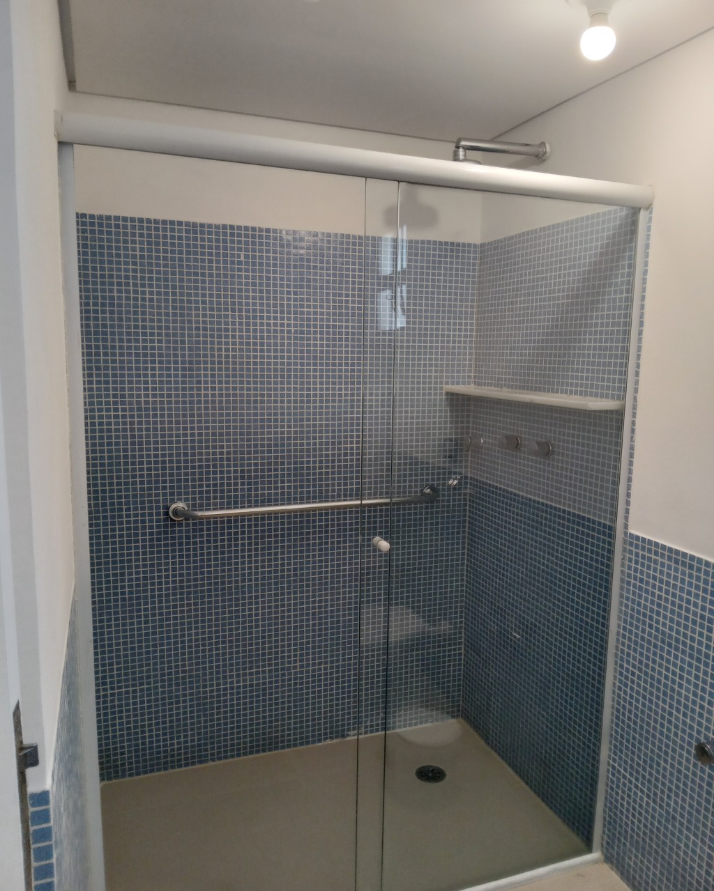 Apartamento para alugar com 3 quartos, 130m² - Foto 19