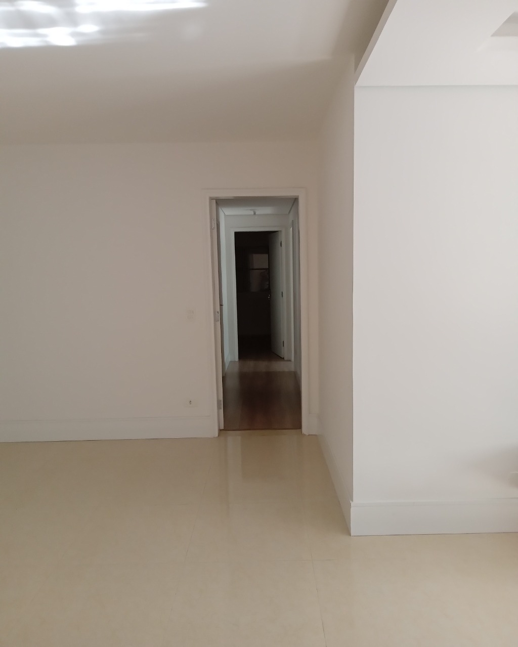 Apartamento para alugar com 3 quartos, 130m² - Foto 8