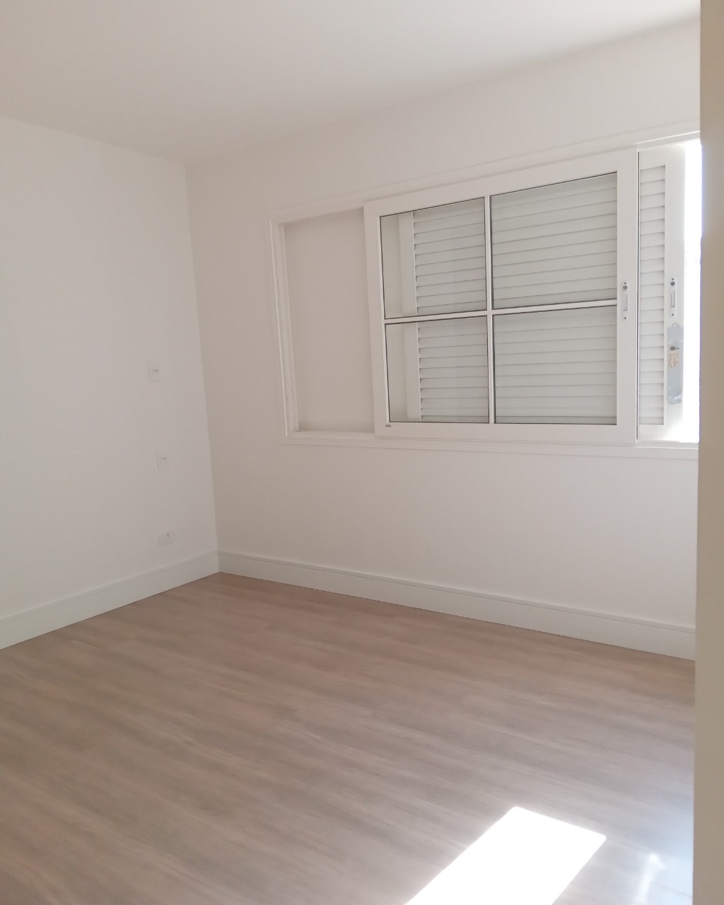 Apartamento para alugar com 3 quartos, 130m² - Foto 26