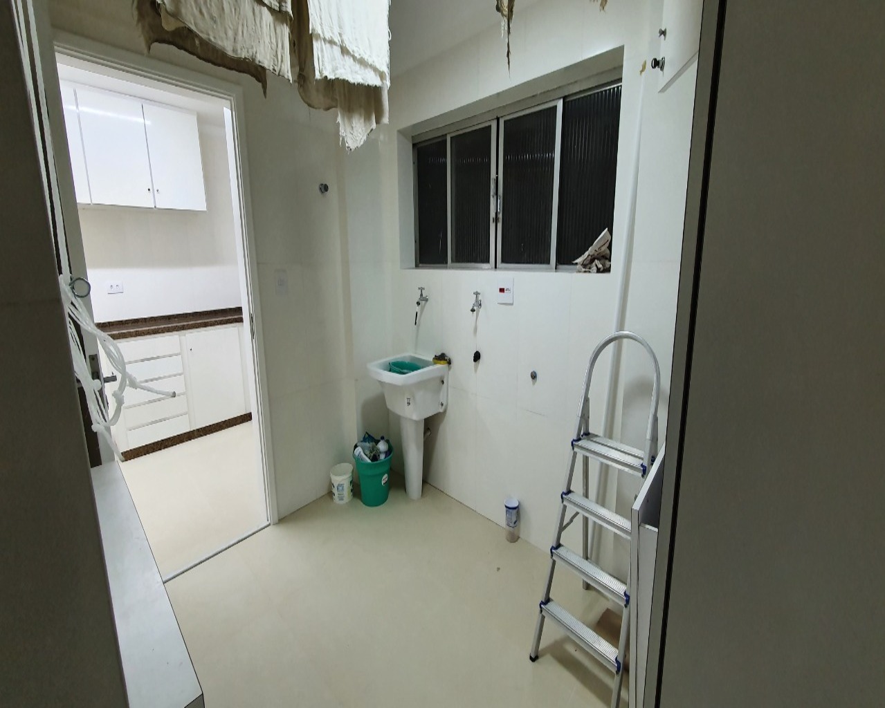 Apartamento para alugar com 3 quartos, 130m² - Foto 22