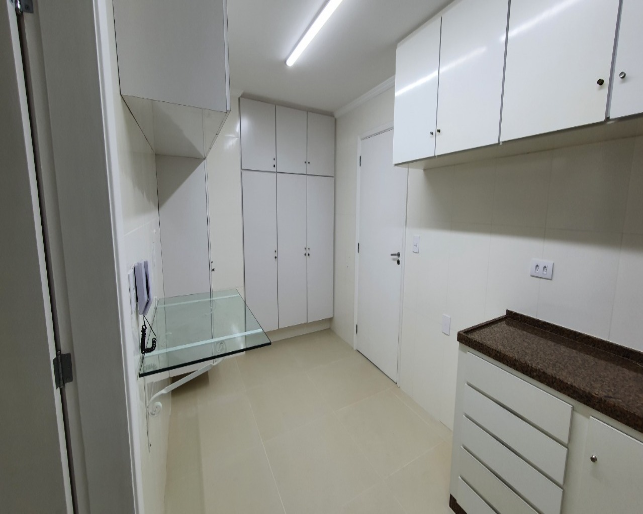 Apartamento para alugar com 3 quartos, 130m² - Foto 20