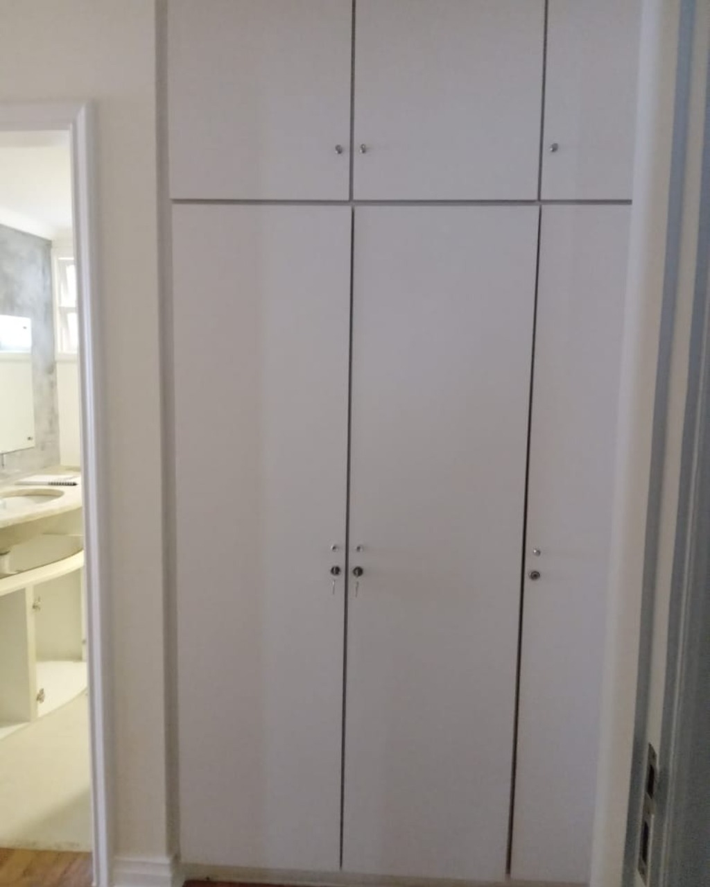 Apartamento para alugar com 3 quartos, 130m² - Foto 7