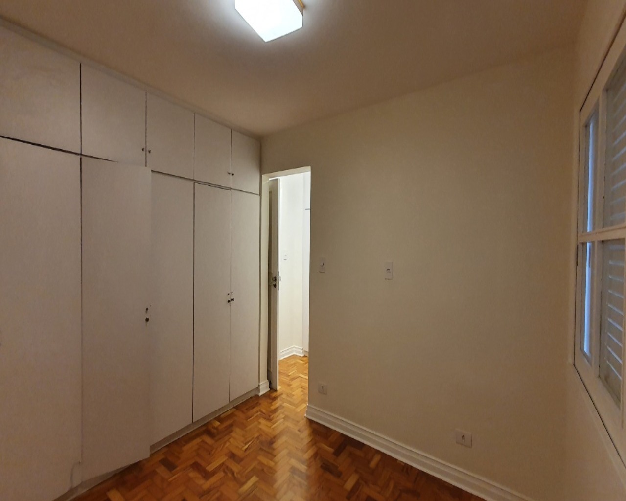 Apartamento para alugar com 3 quartos, 130m² - Foto 15