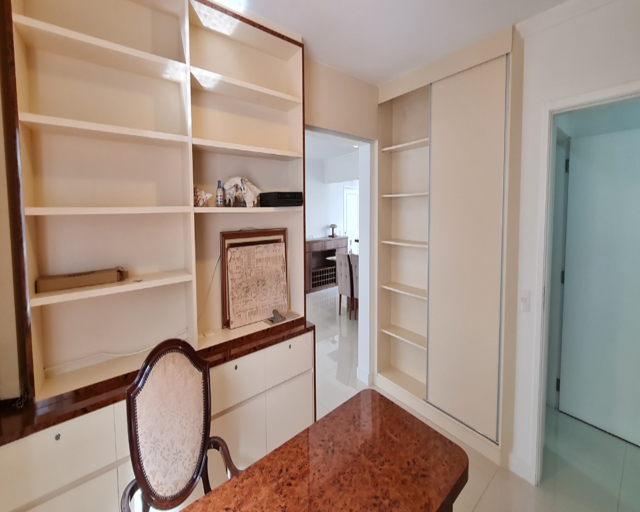 Apartamento à venda com 4 quartos, 151m² - Foto 19