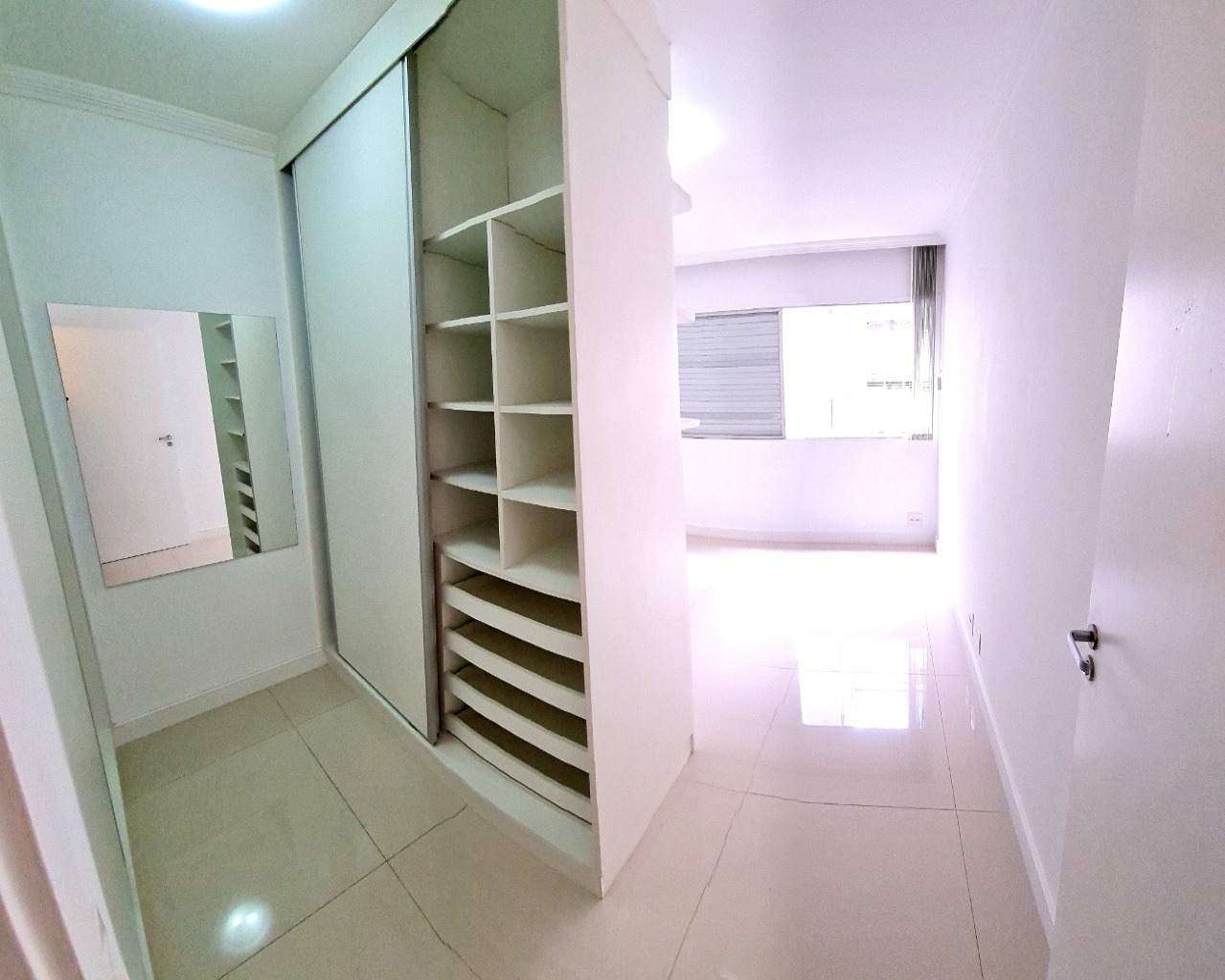 Apartamento à venda com 4 quartos, 151m² - Foto 32