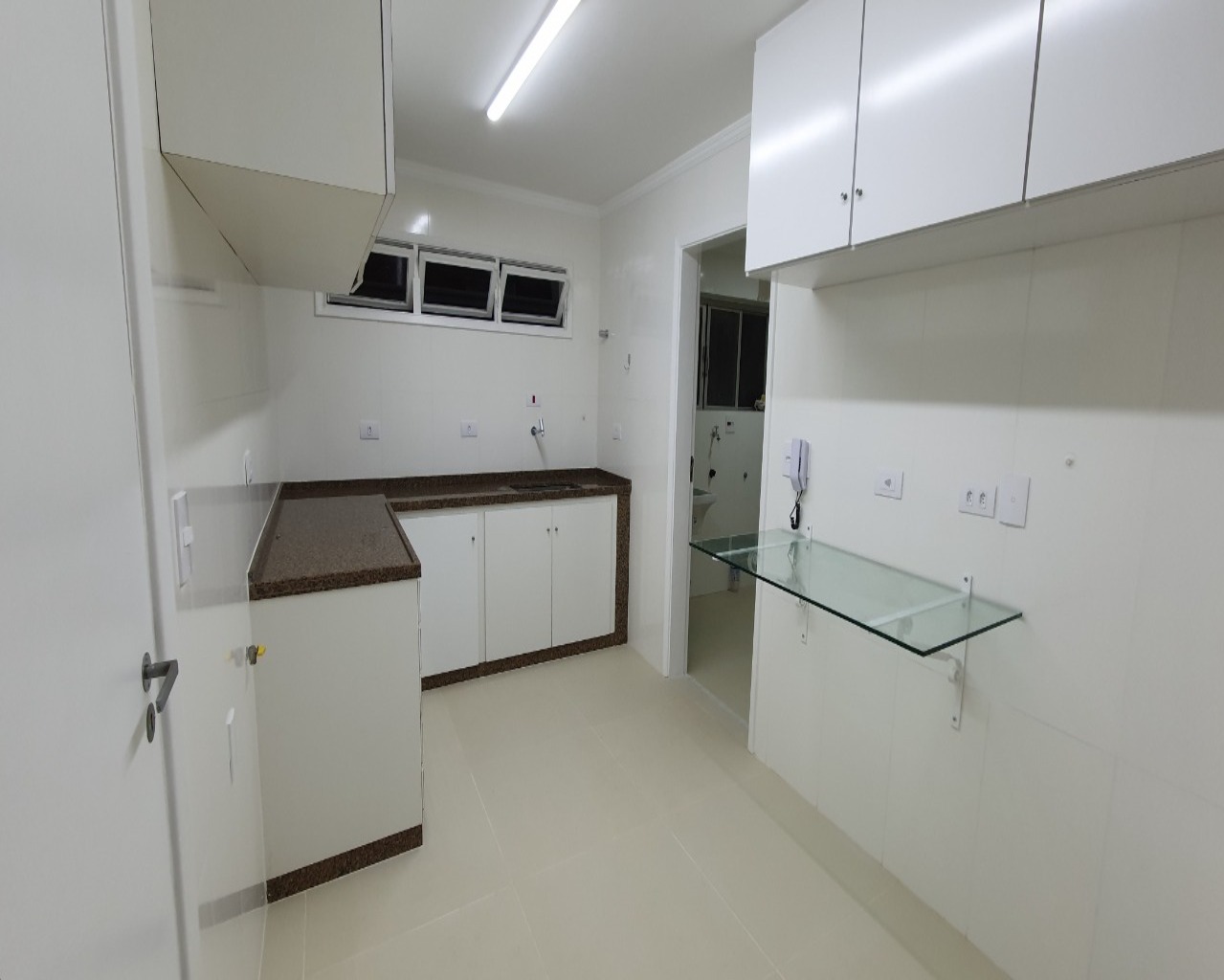 Apartamento para alugar com 3 quartos, 130m² - Foto 21