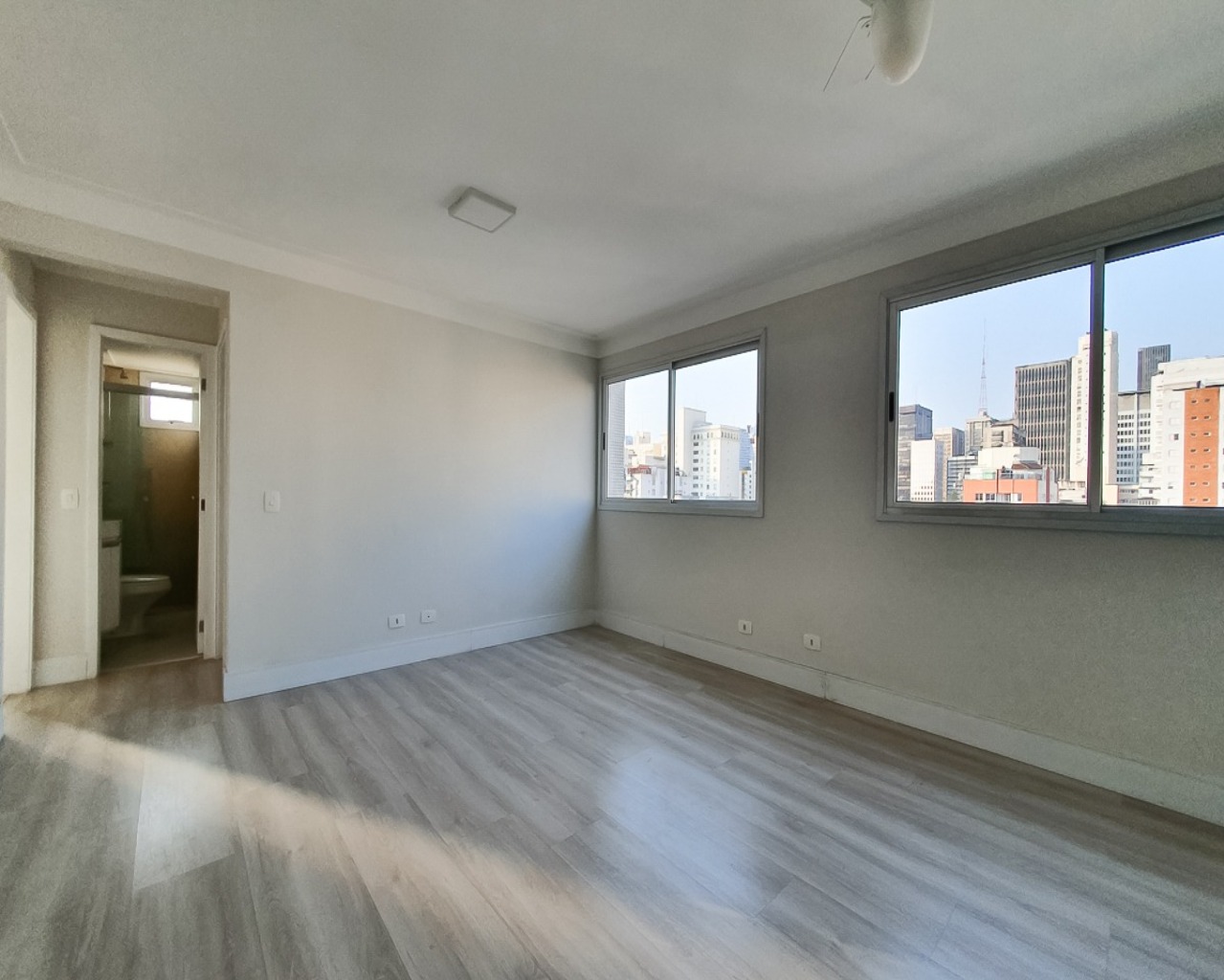 Apartamento para alugar com 1 quarto, 45m² - Foto 1