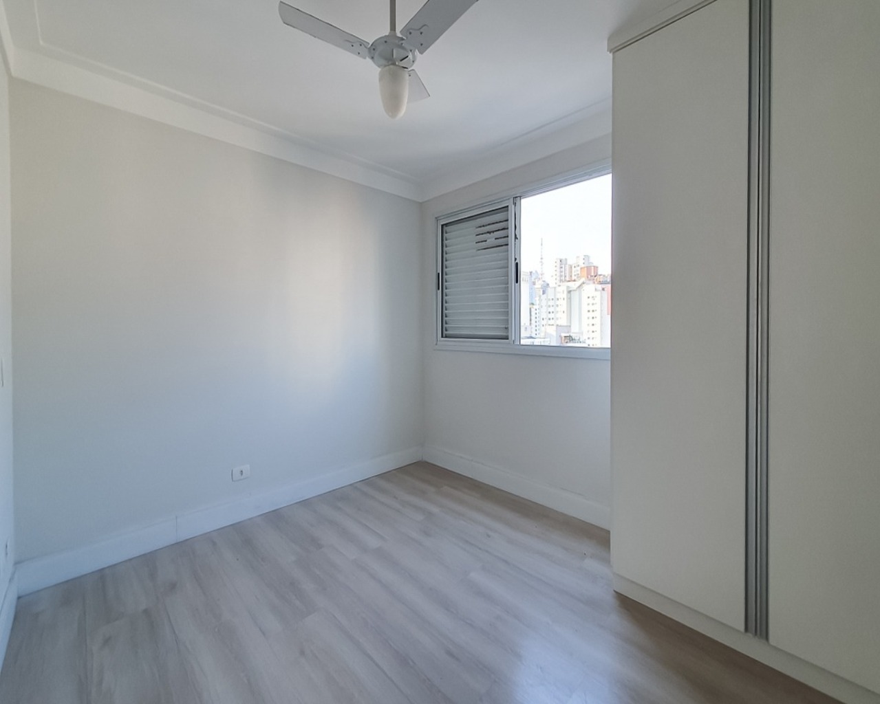 Apartamento para alugar com 1 quarto, 45m² - Foto 5