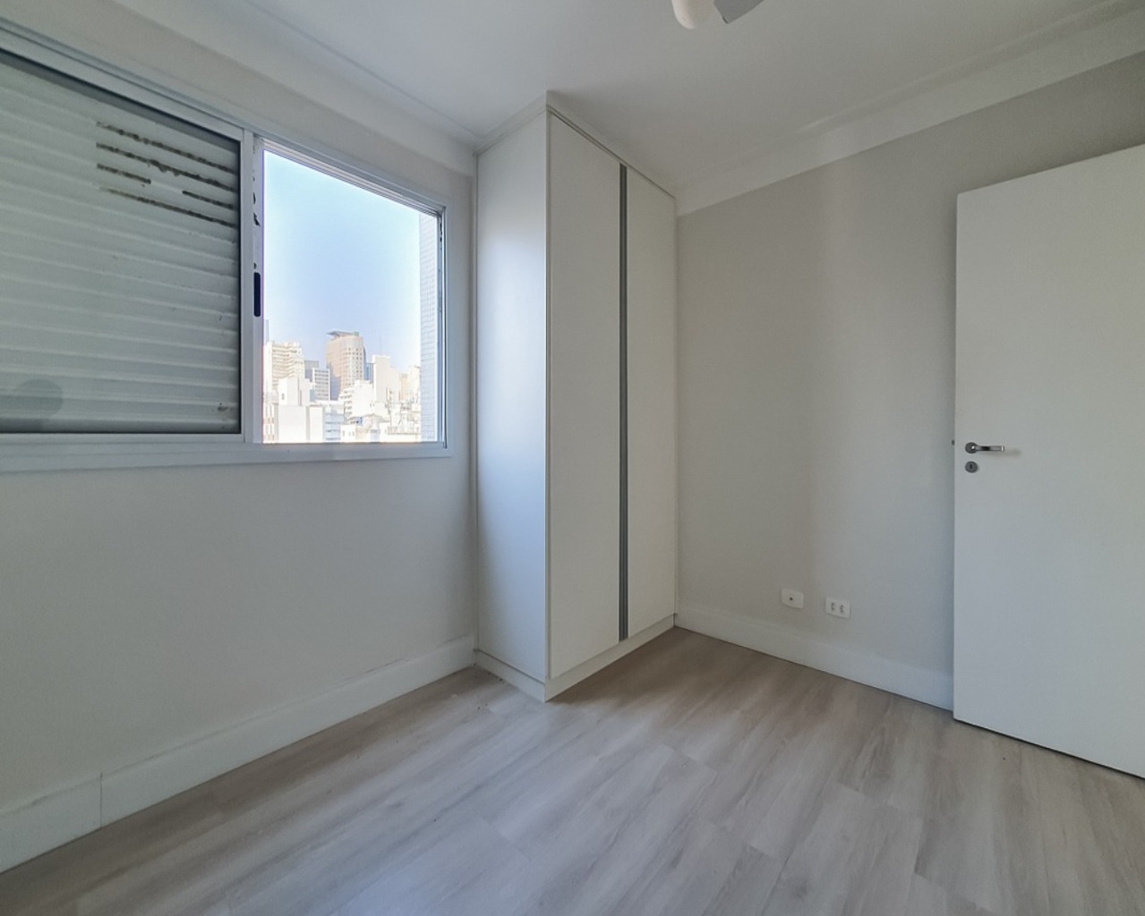 Apartamento para alugar com 1 quarto, 45m² - Foto 15