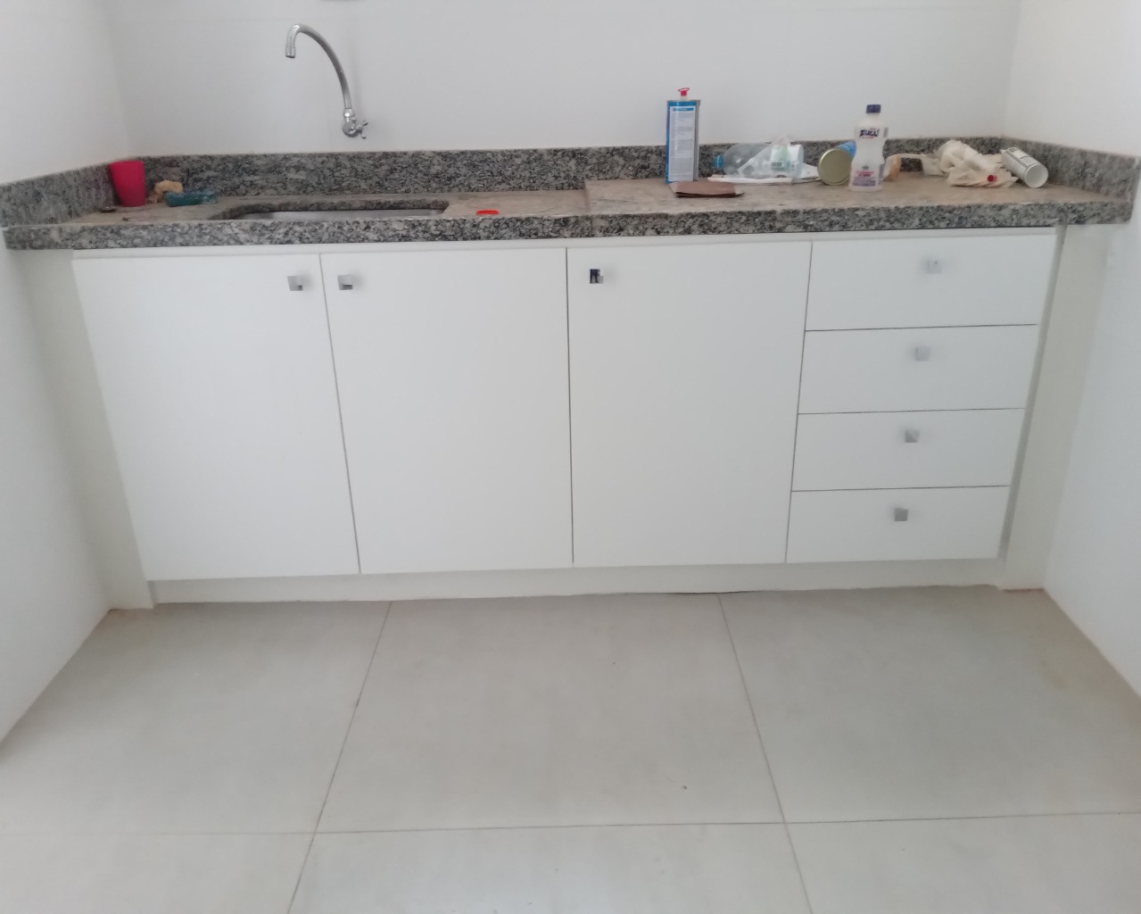 Apartamento para alugar com 3 quartos, 130m² - Foto 34