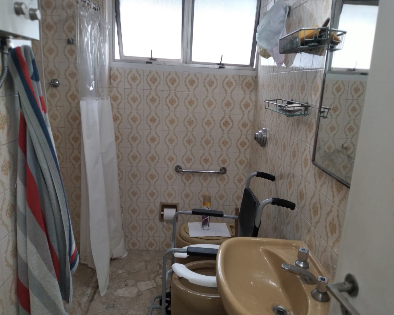 Apartamento à venda com 2 quartos, 85m² - Foto 11