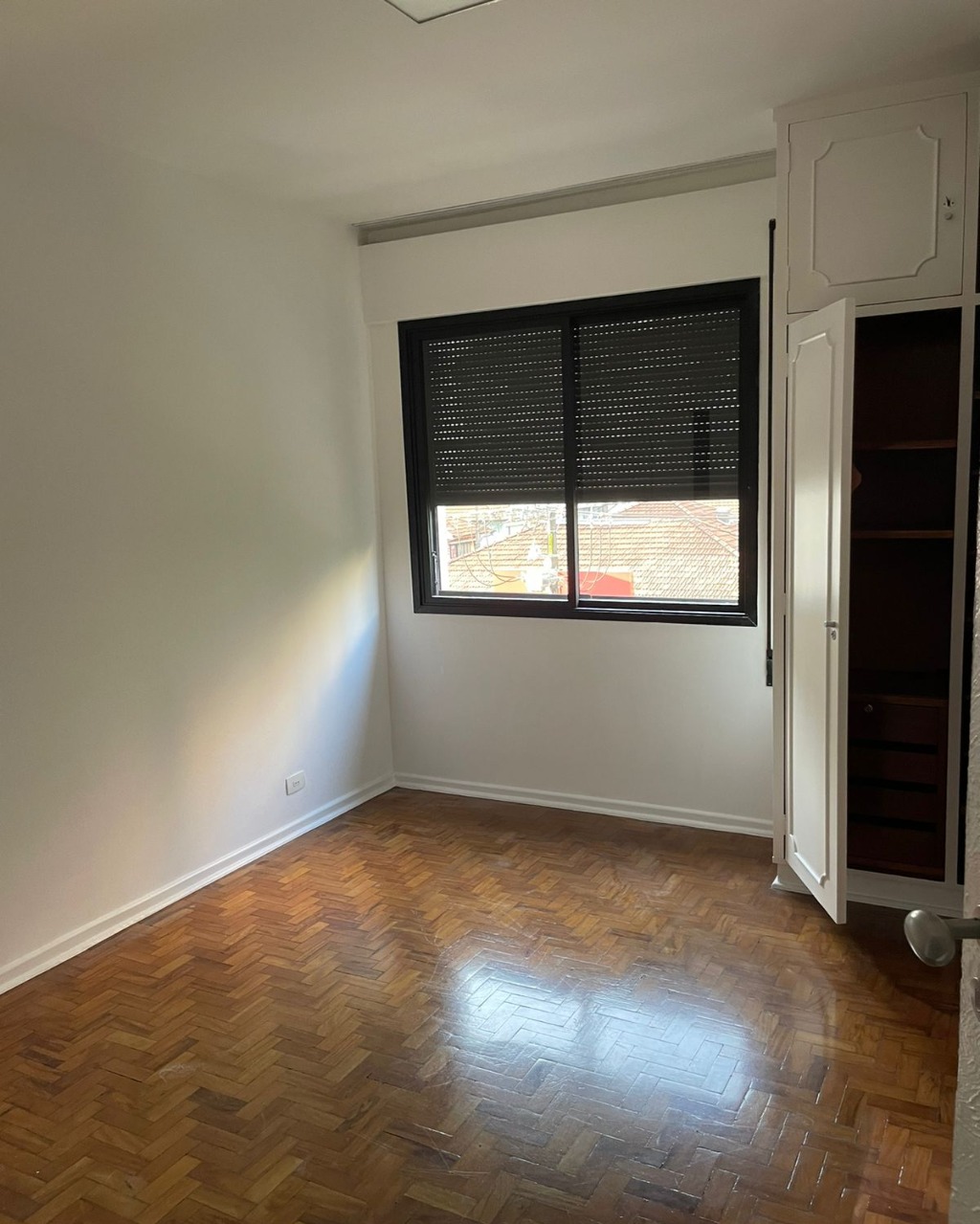 Apartamento para alugar com 3 quartos, 175m² - Foto 6