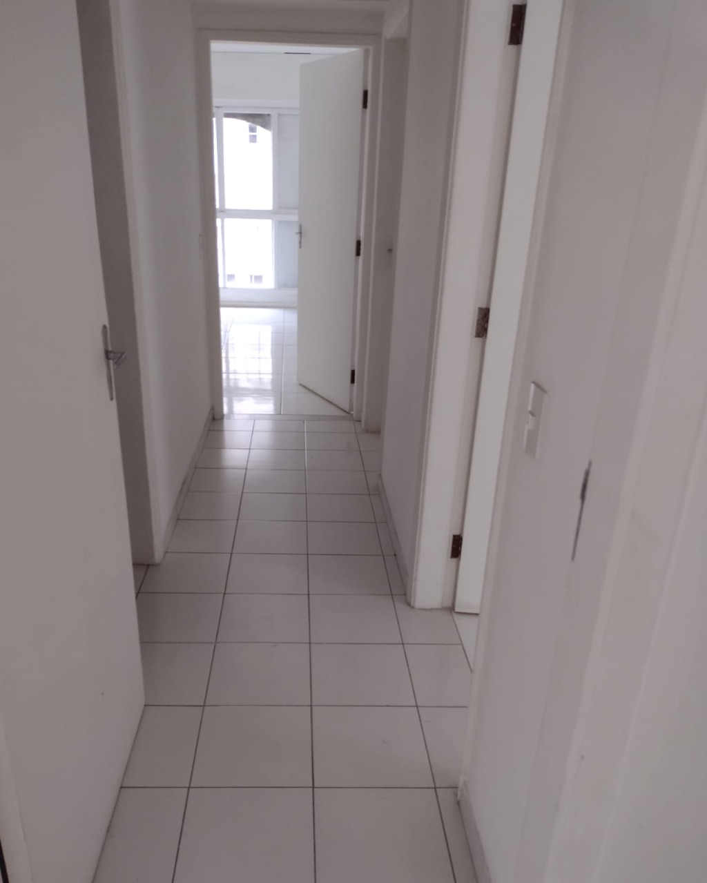 Apartamento para alugar com 3 quartos, 157m² - Foto 11