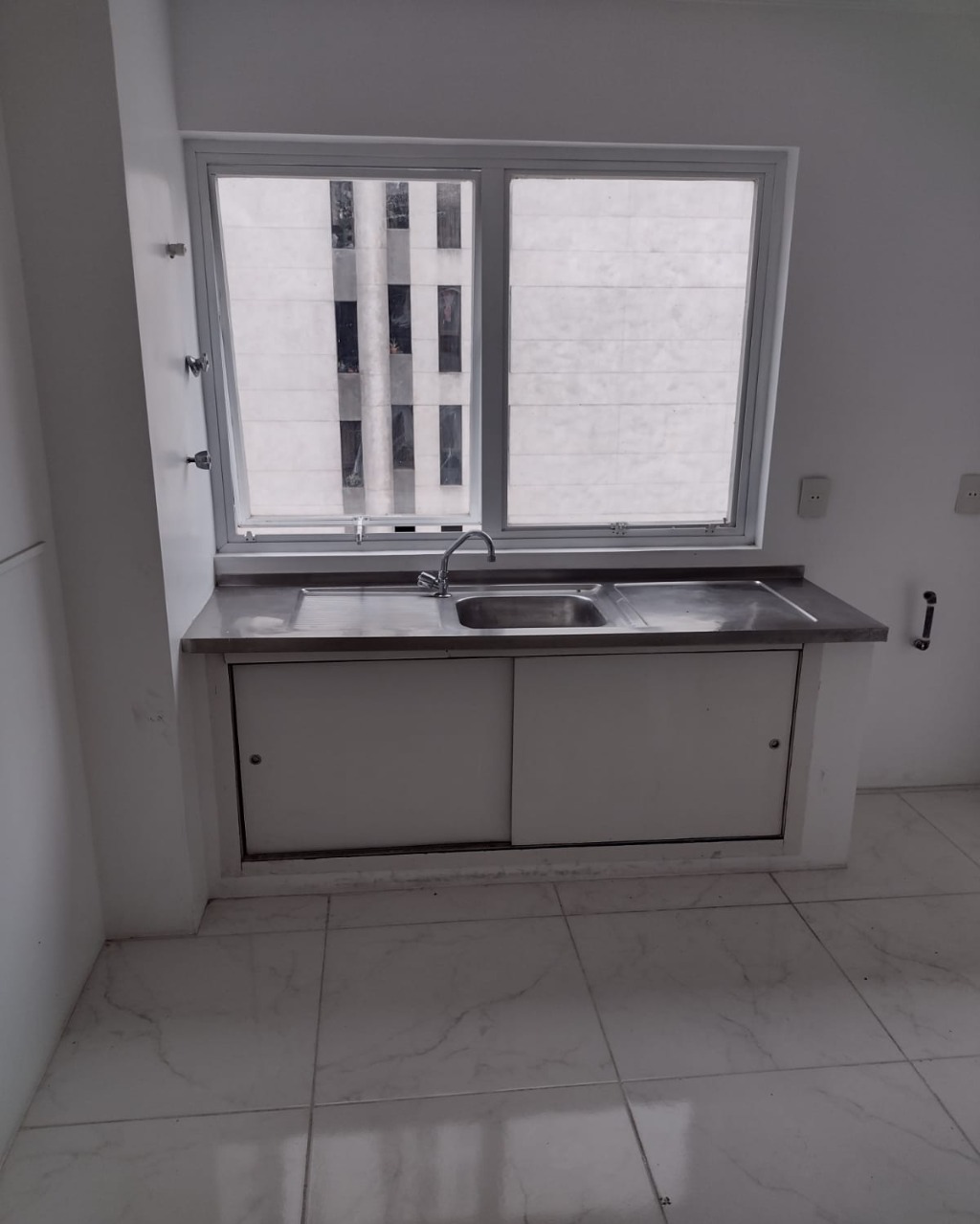 Apartamento para alugar com 3 quartos, 157m² - Foto 6