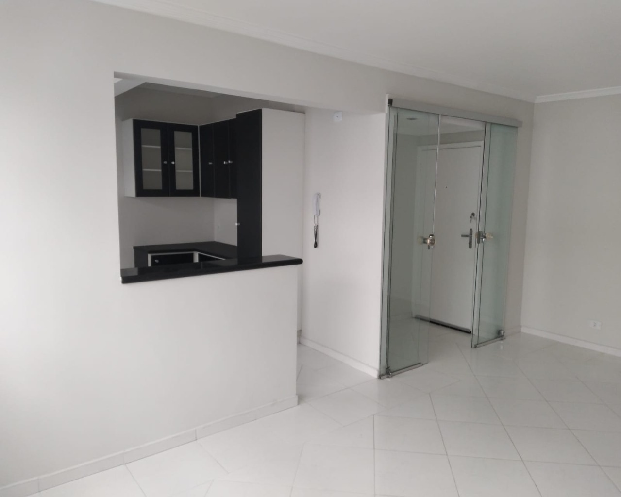 Apartamento à venda com 2 quartos, 70m² - Foto 6