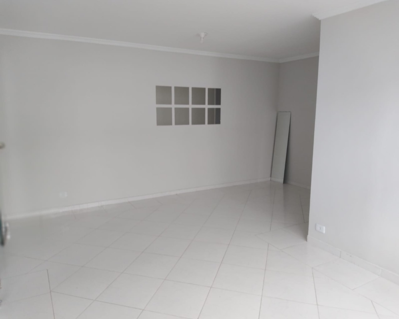 Apartamento à venda com 2 quartos, 70m² - Foto 5