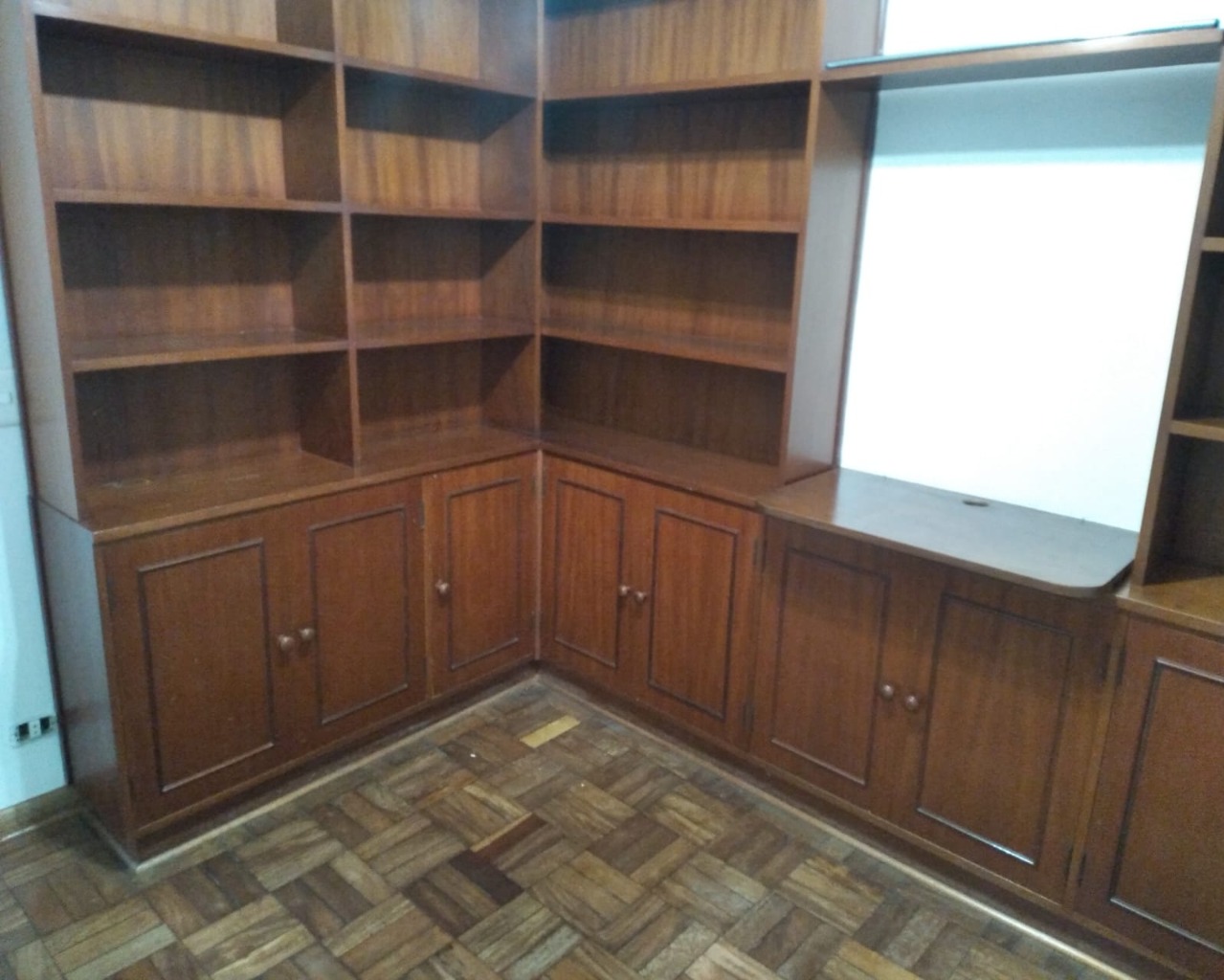 Apartamento à venda com 2 quartos, 70m² - Foto 7