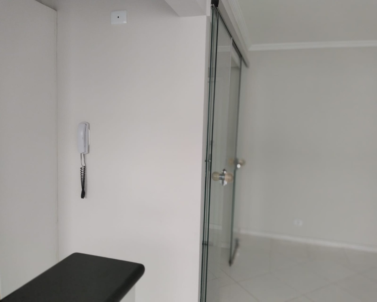 Apartamento à venda com 2 quartos, 70m² - Foto 4